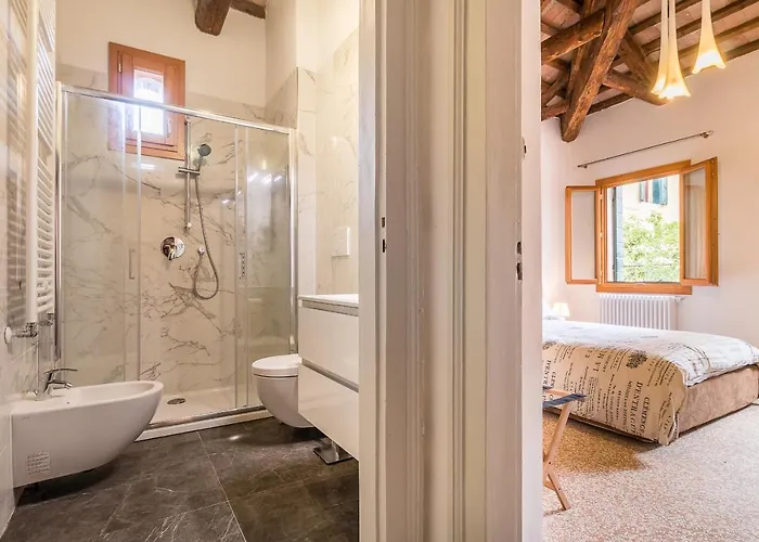 Venetian New Style @ Ca' D'oro Lägenhet