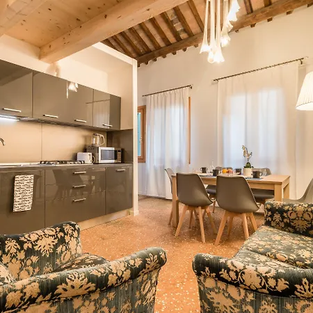 アパート Venetian New Style @ Ca' D'oro ヴェネツィア