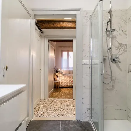 Apartment Venetian New Style @ Ca' D'oro Venice
