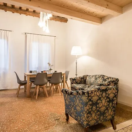 Venetian New Style @ Ca' D'oro Apartment *