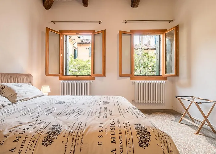 Venetian New Style @ Ca' D'oro Appartement Venise