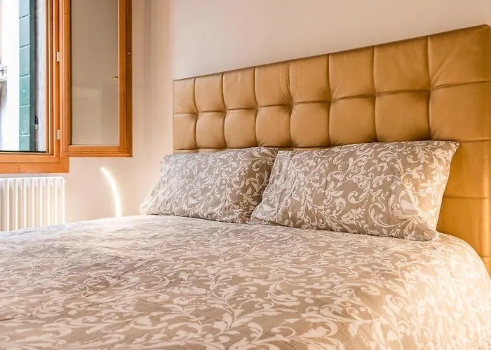 Venetian New Style @ Ca' D'oro Appartement Venise