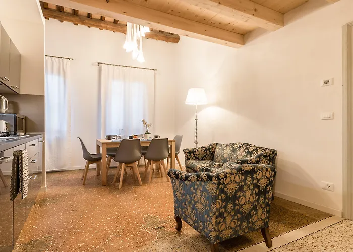 Venetian New Style @ Ca' D'oro Βενετία