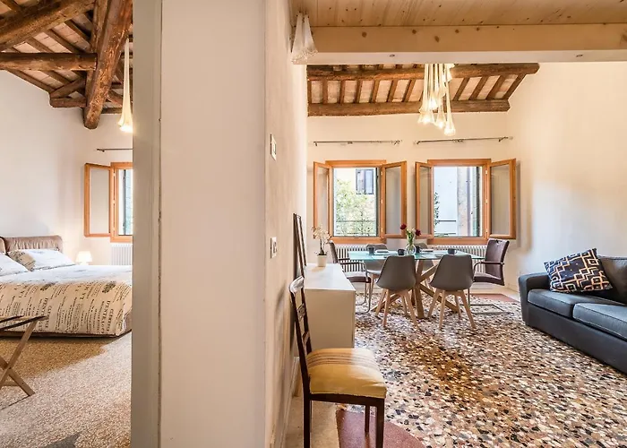 Venetian New Style @ Ca' D'oro