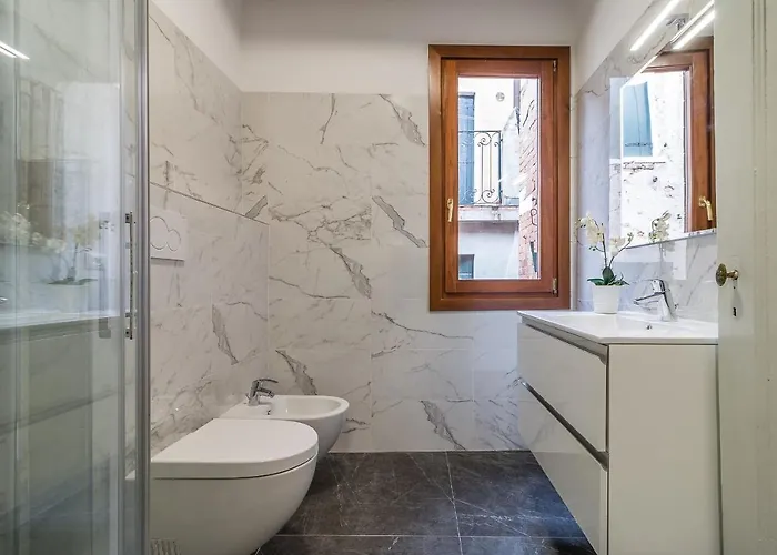 Διαμέρισμα Venetian New Style @ Ca' D'oro